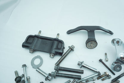 2007 - 2011 Harley-Davidson Touring Electra Glide Engine Motor Hardware Bolts Brackets Bushing 16321-08