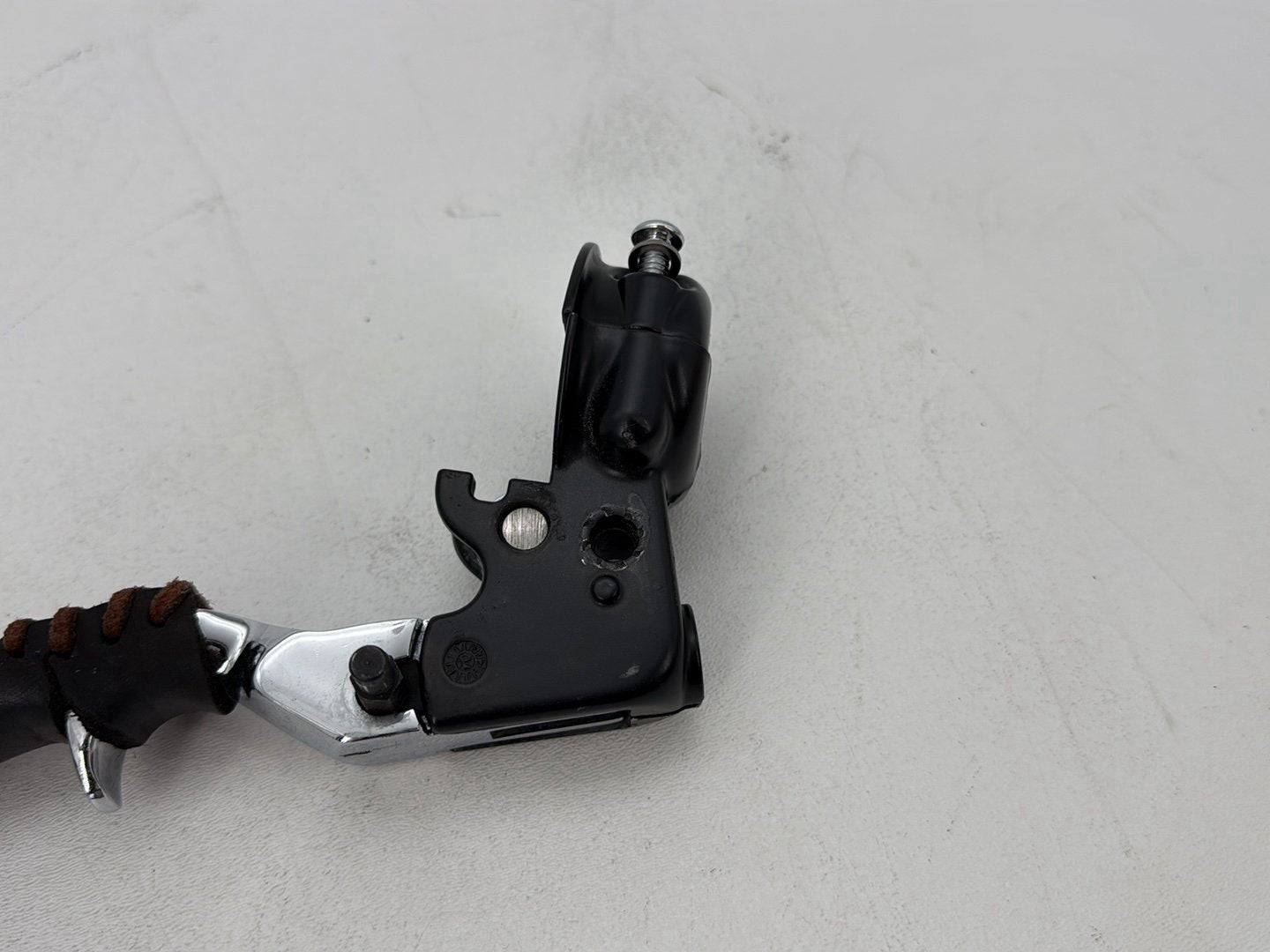 2004 Harley Softail FLSTC Heritage Classic OEM Front Left Hand Clutch Control Lever