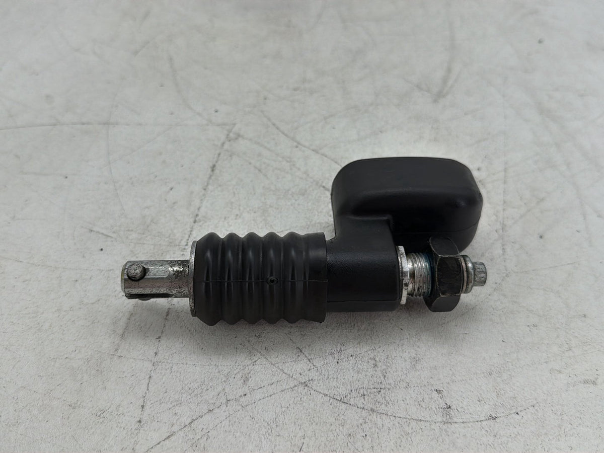 2003 Harley Softail Deuce FXSTD OEM Rear Brake Master Cylinder Reservoir NO CAP