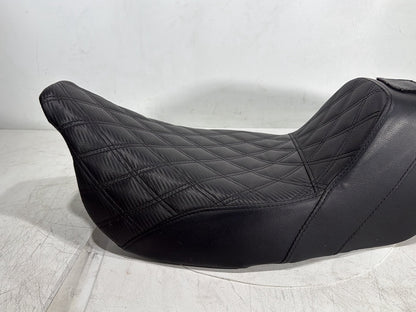 2011 Harley Street Glide Touring FLHX OEM Passenger Rider Driver Seat Saddle