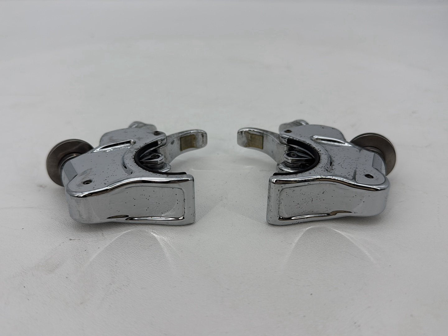 1999 - 2006 Harley-Davidson Dyna Low Rider Mount Bracket Support Holder 57400465