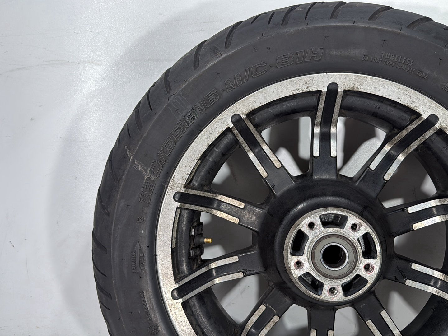 2018 Harley Electra Glide Touring Ultra OEM Rear Wheel Rim Tire 180/65B16 16"