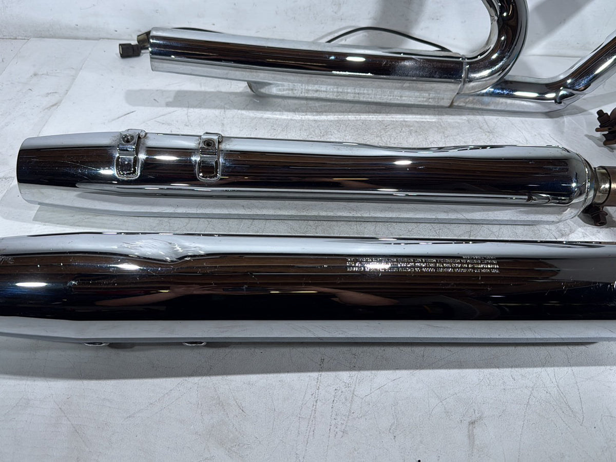 2011 Harley Electra Glide Touring Ultra OEM Exhaust Header Pipes Muffler