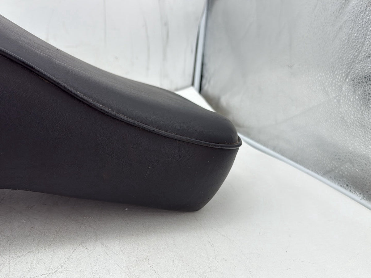 2007 Harley Road King Touring FLHR OEM Passenger Rider Driver Seat Saddle