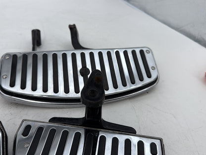1999 - 2006 Harley-Davidson Touring Electra Glide Left Right Driver & Pass Floorboard Foot Rest 50621-79A