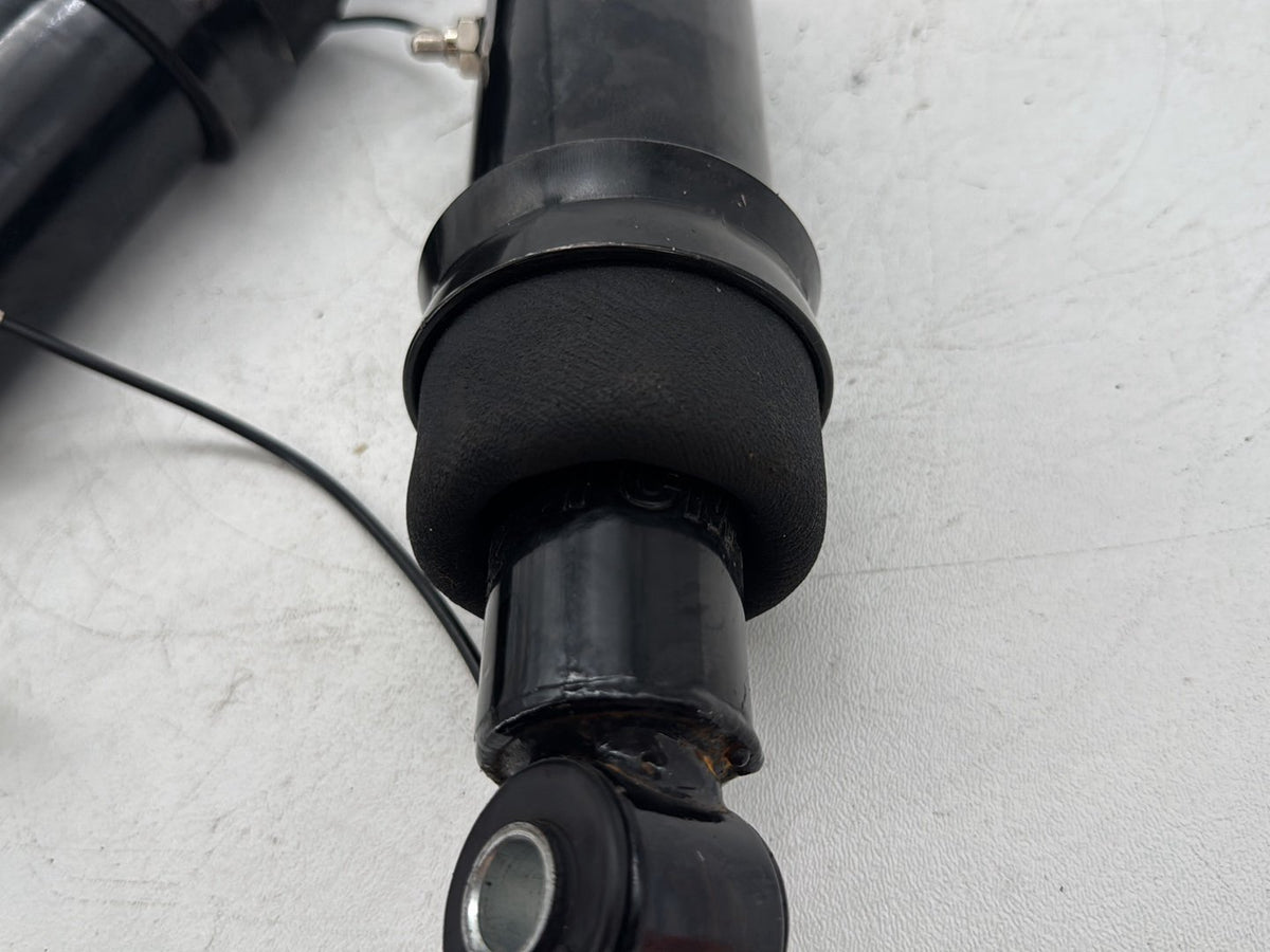 1996 Harley Road King Air Suspension Rear Left Right Shock Absorbers