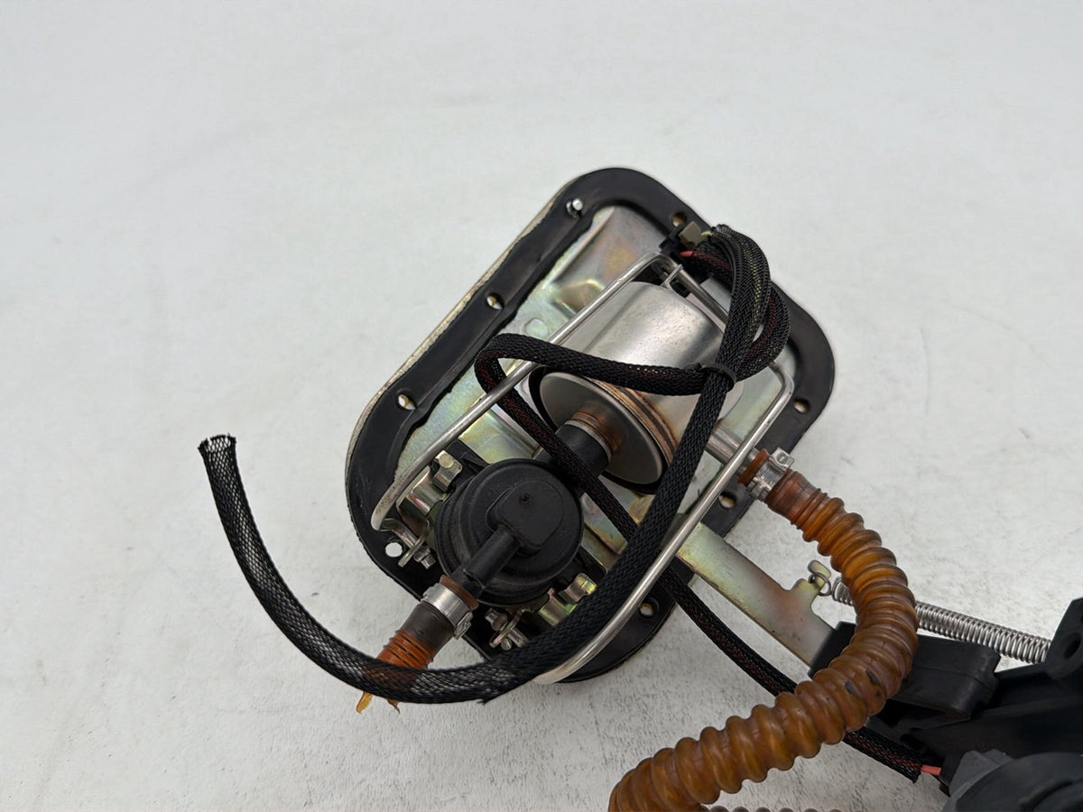 2007 Harley Softail Standard FXST OEM Fuel Pump Gas Gasoline Petrol Sending