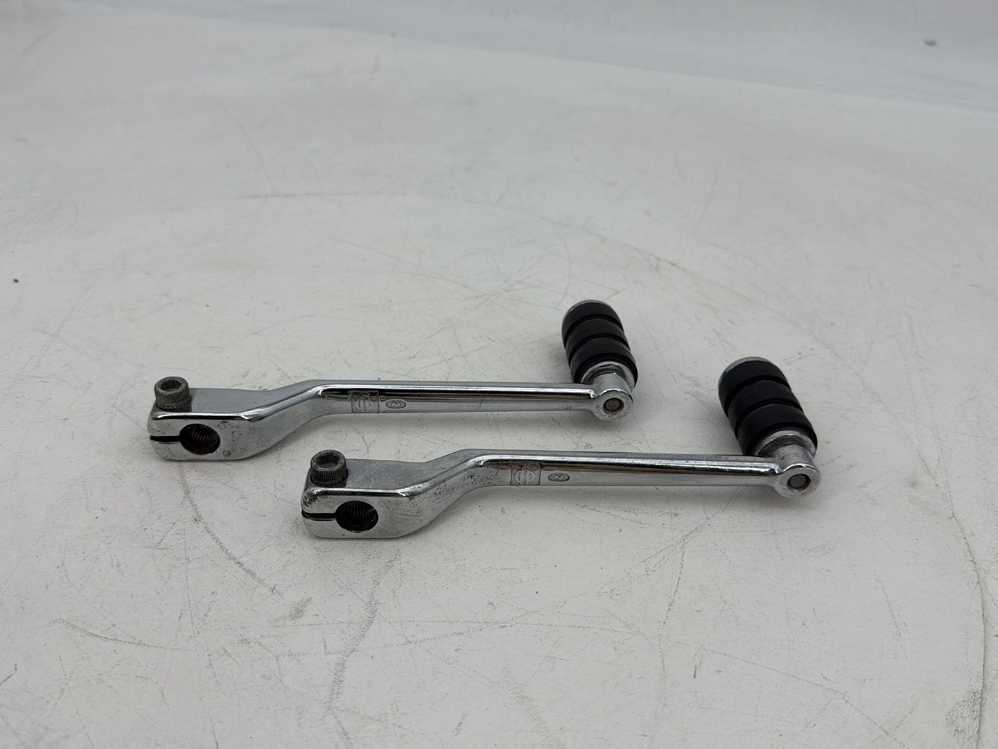 2007 - 2012 Harley-Davidson Touring Electra Glide Ultra Gear Shifter Lever Pedal Pedals 	33895-82C