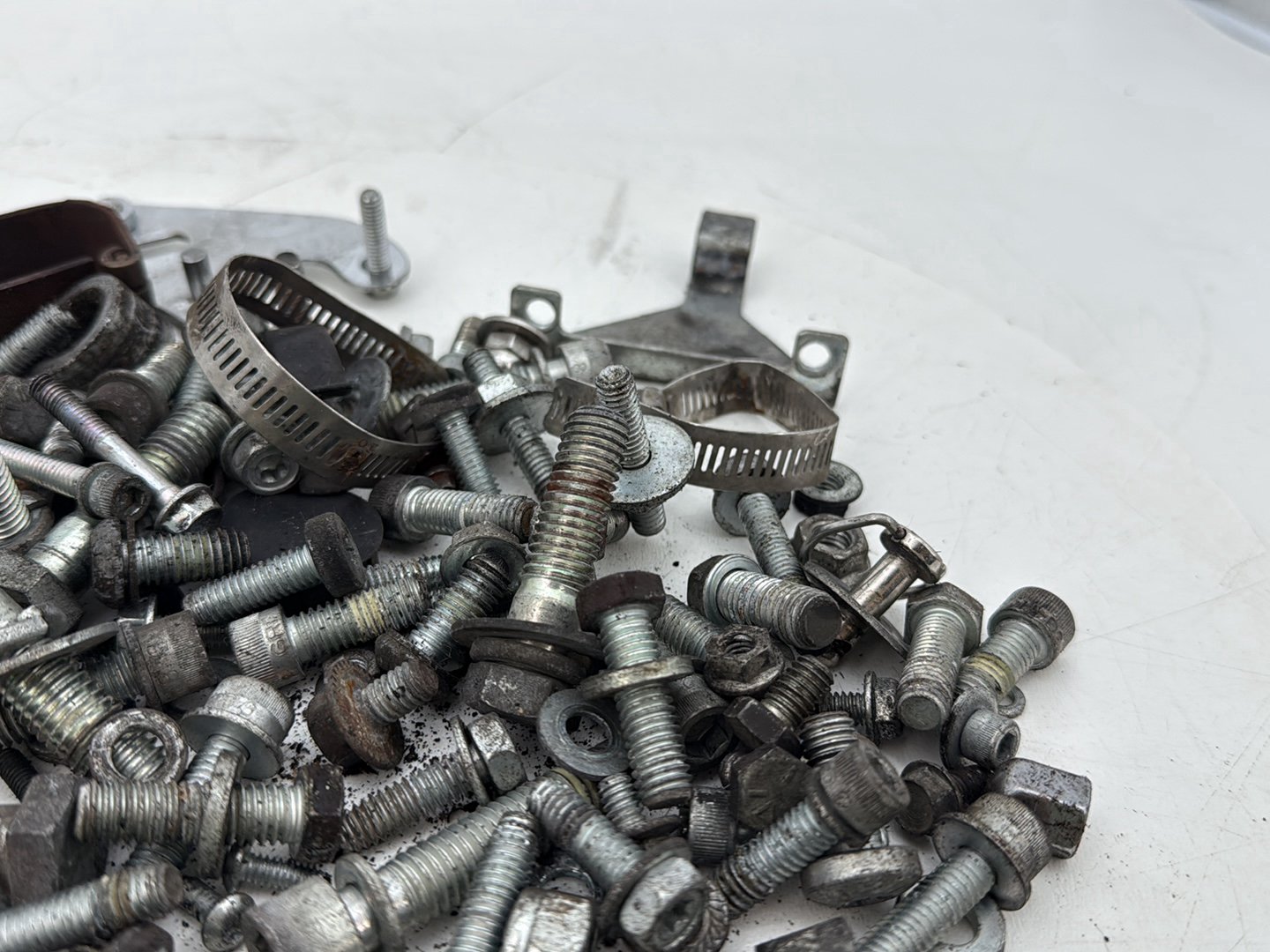 2014 Harley Street Glide Touring FLHXS OEM Hardware Bolts Nuts & Brackets