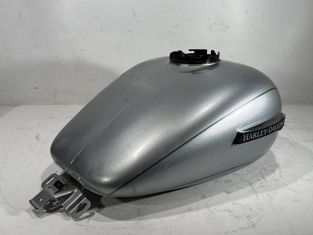 2015 Harley Electra Glide Touring OEM Fuel Gas Tank Gasoline Reservoir DENTED