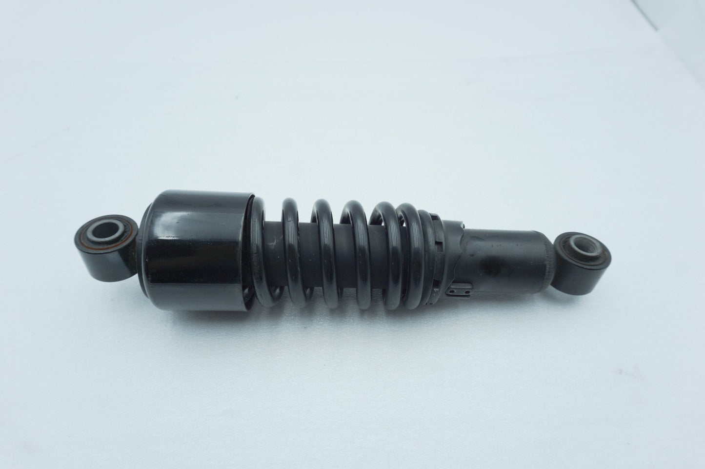 2008 - 2016 Harley-Davidson Dyna Wide Glide Rear 1 Shock Absorber 54615-01