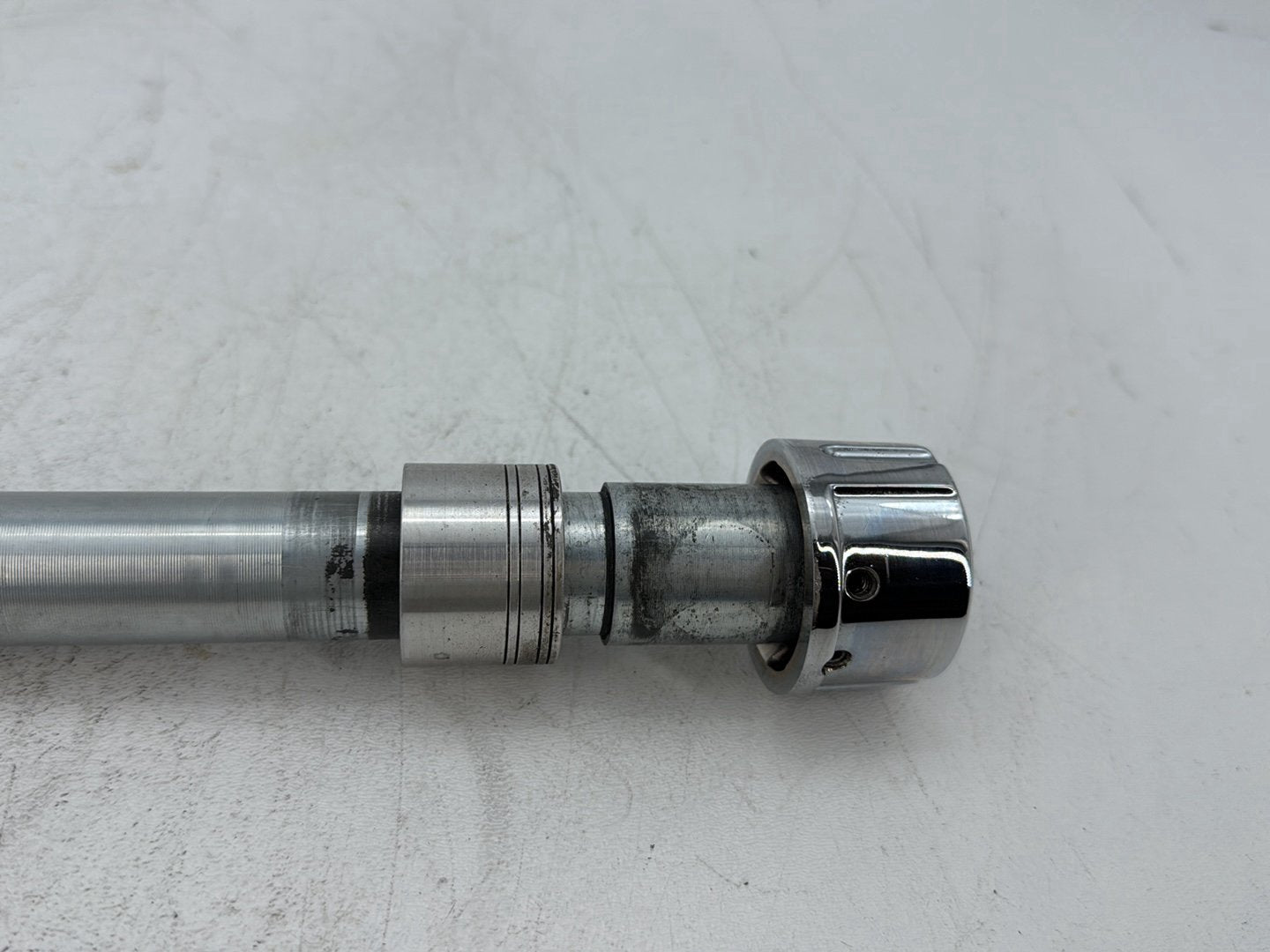 2017 Harley Road Glide Touring FLTRXS OEM Front Wheel Axle Bolt Shaft 41547-07A