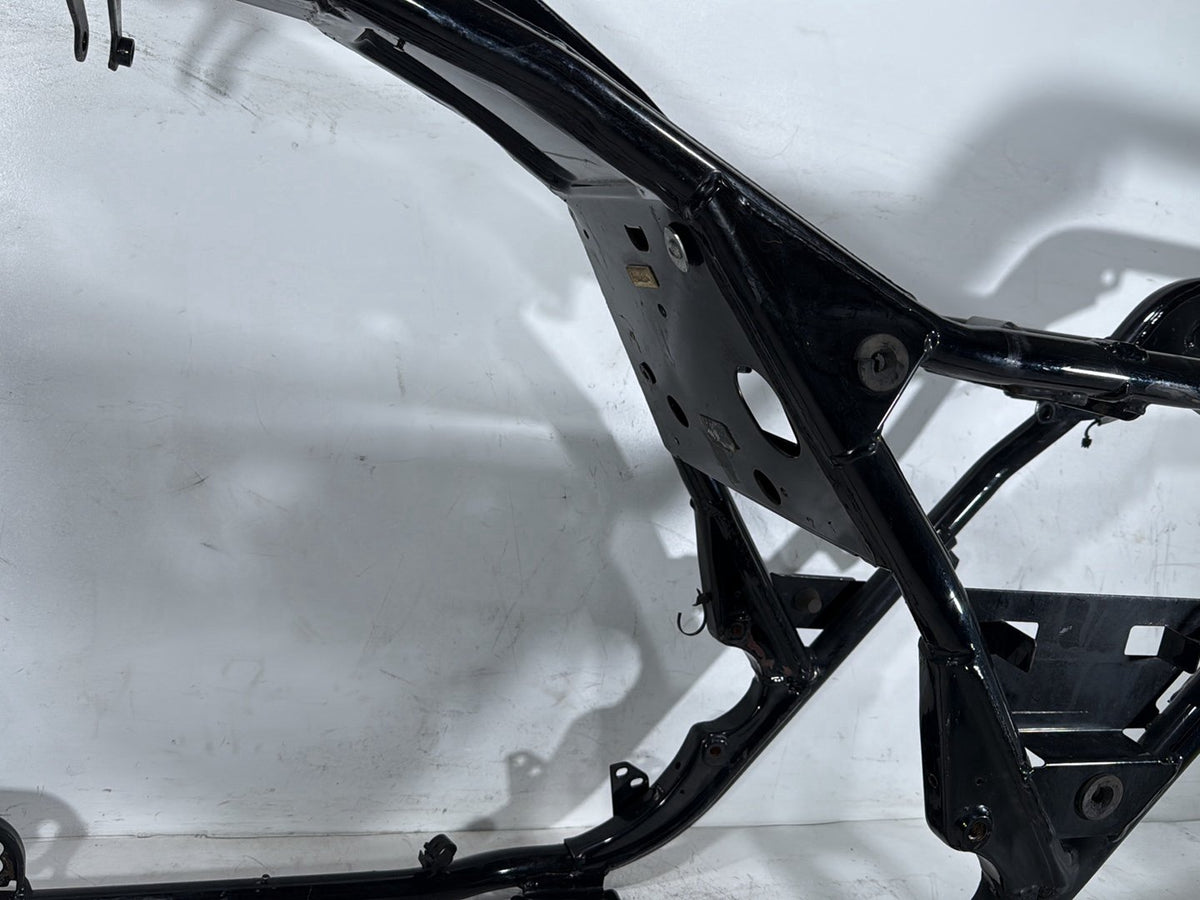 2006 Harley Electra Glide Touring Ultra FLHTCUI OEM Body Main Frame Chassis SLVG