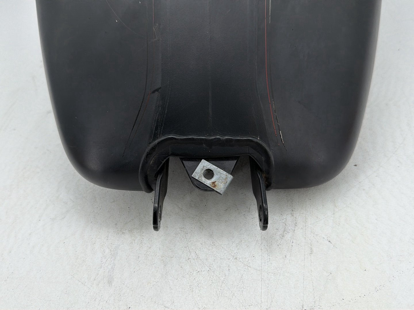 2009 Harley Dyna Street Bob FXDB OEM Fuel Gas Tank Gasoline Reservoir