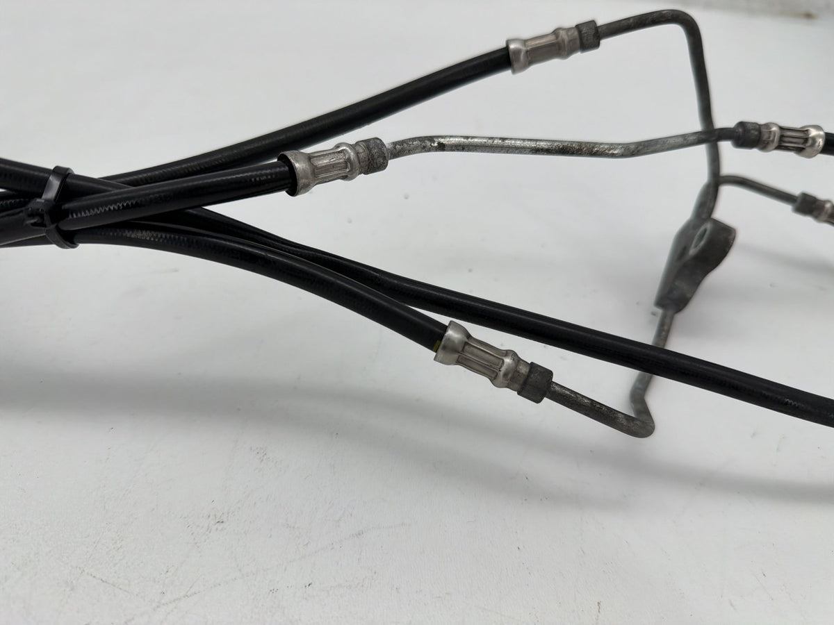 2011 Harley Electra Glide Touring Ultra OEM Front Brake Hose Line Pipe ABS
