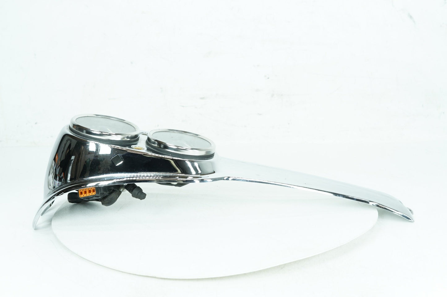 1999 - 2006 Harley-Davidson Dyna Low Rider Fuel Tank Dash Console Speedometer NOKey 	61695-05