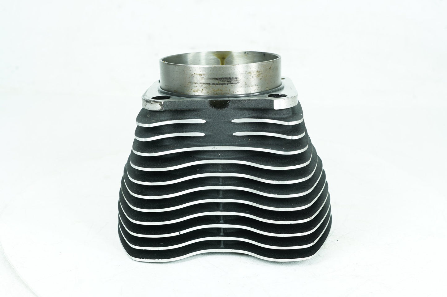 1999 - 2006 Harley-Davidson Softail Heritage Twin Cam Engine Jug 1 Cylinder Barrel  	16526-99