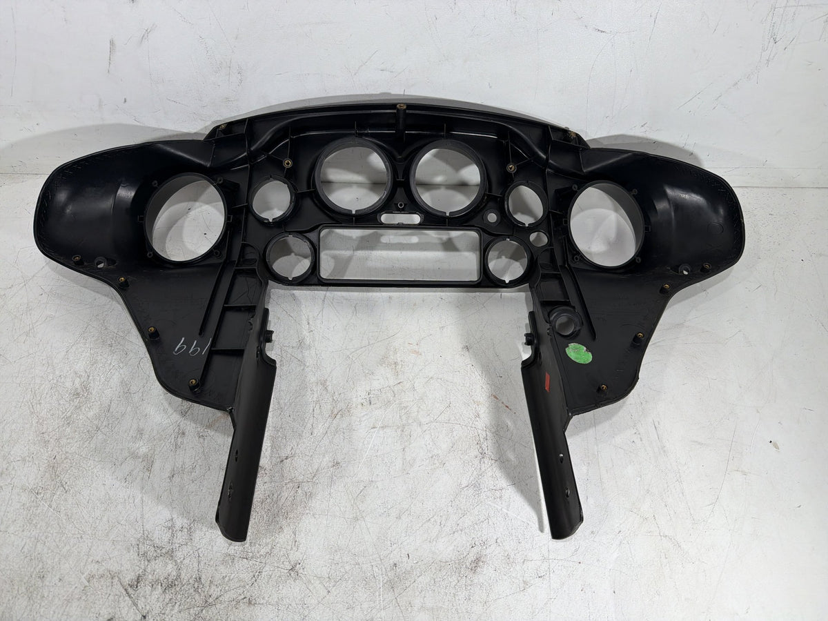 2010 Harley Street Glide Touring FLHX OEM Front Inner Batwing Fairing Cover
