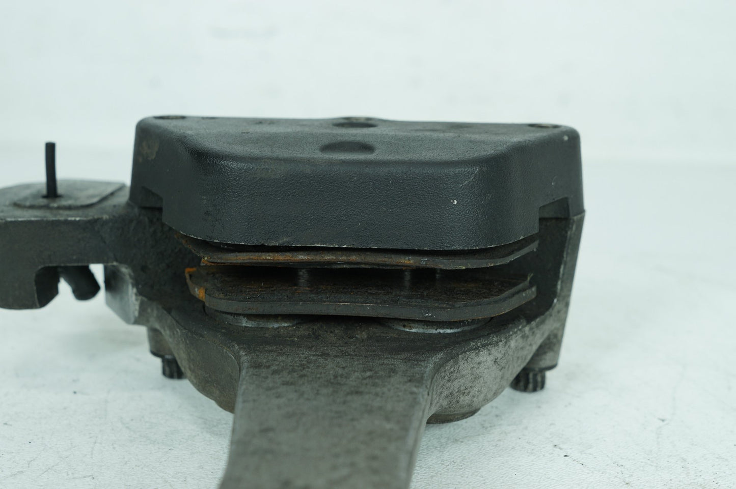 1999 - 2006 Harley-Davidson Touring Electra Ultra Classic Rear Back Brake Caliper 44016-00D