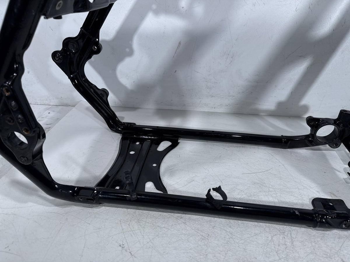 2010 Harley Road King Touring Police OEM Body Main Frame Chassis SLVG