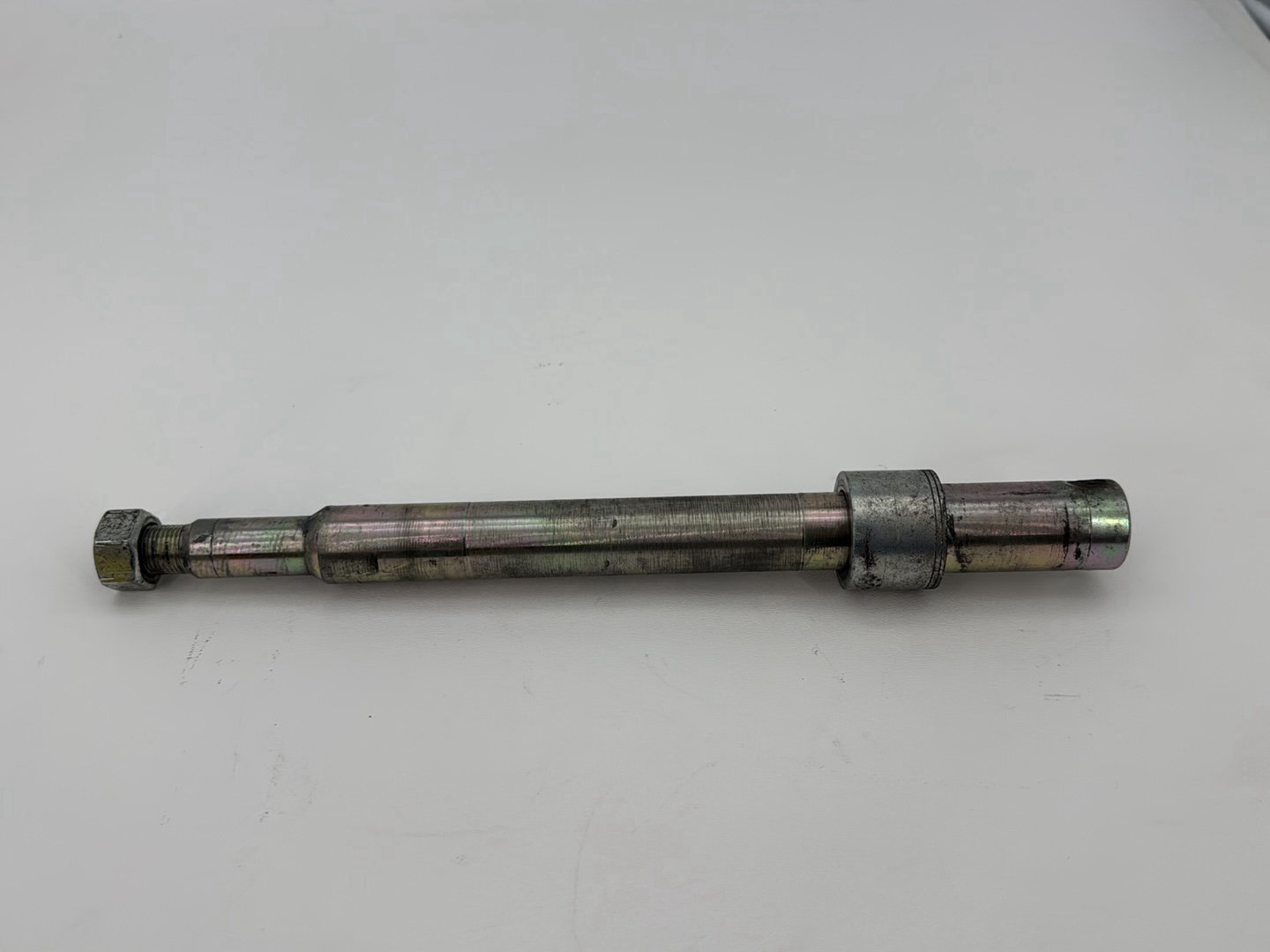 2007 Harley Softail Heritage Classic FLSTC OEM Front Wheel Axle Bolt Shaft