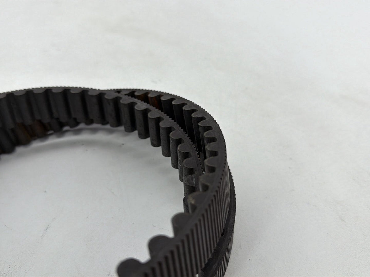2007 Harley Street Glide Touring FLHX OEM Rear Drive Belt 40024-07 137T 1"