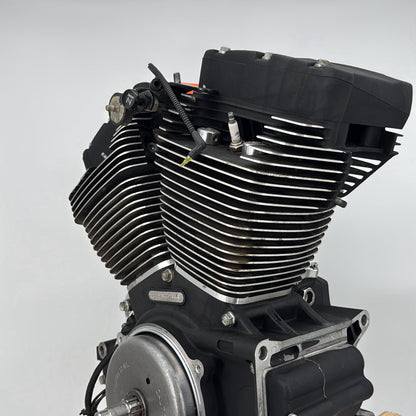 1999 - 2006 Harley-Davidson Softail Night Train CARB Twin Cam 88 Engine Motor 16155-01