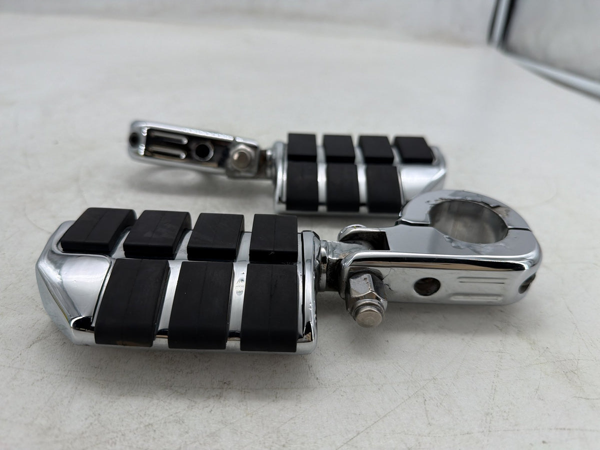 2012 Harley Street Glide Touring FLHX OEM Front Right Left Highway Foot Pegs