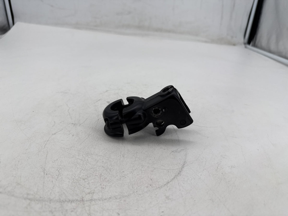 2007 Harley Dyna Super Glide FXD OEM Clutch Hand Lever Clutch Perch 38608-96