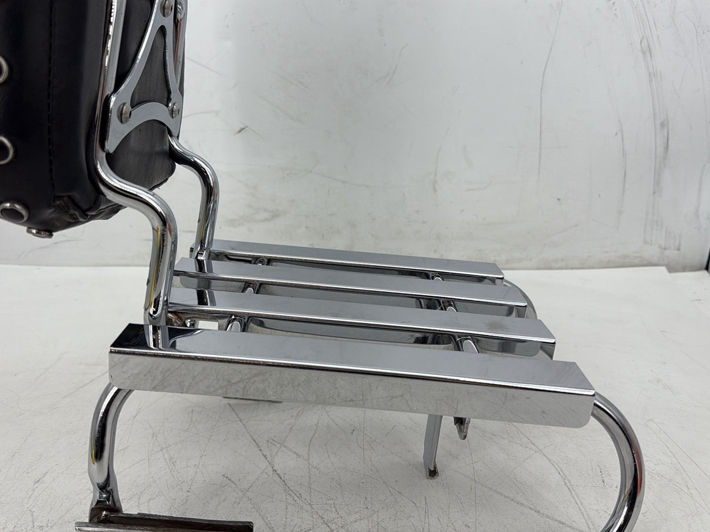 1995 Harley Road King Touring OEM Rear Sissy Bar w/ Backrest Cushion Pad TORN