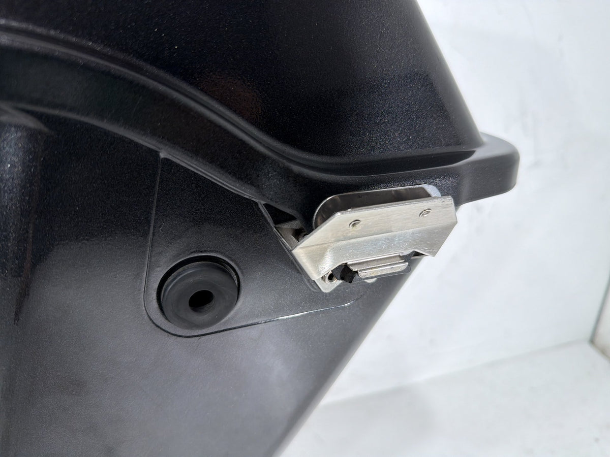 2010 Harley Street Glide Touring FLHX OEM Left 1 Saddlebag Luggage NO Key