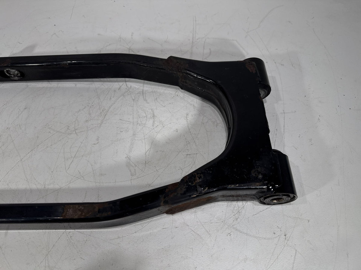 1996 Harley Electra Glide Touring Ultra OEM Rear Fork Swingarm Swing Arm