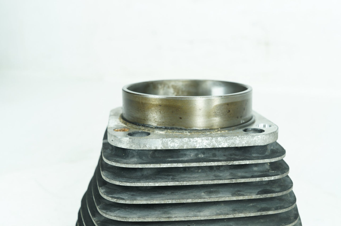 1999 - 2006 Harley-Davidson Softail Heritage Classic Twin Cam Engine Jug 1 Cylinder Barrel 16593-99