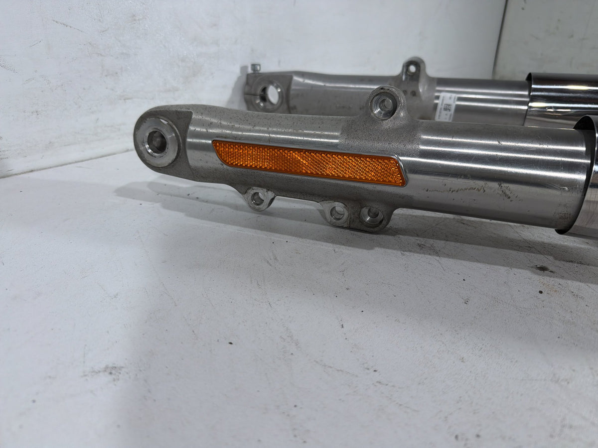15 Harley Electra Glide Touring Front Triple Tree Set & LH RH Fork Legs Sliders