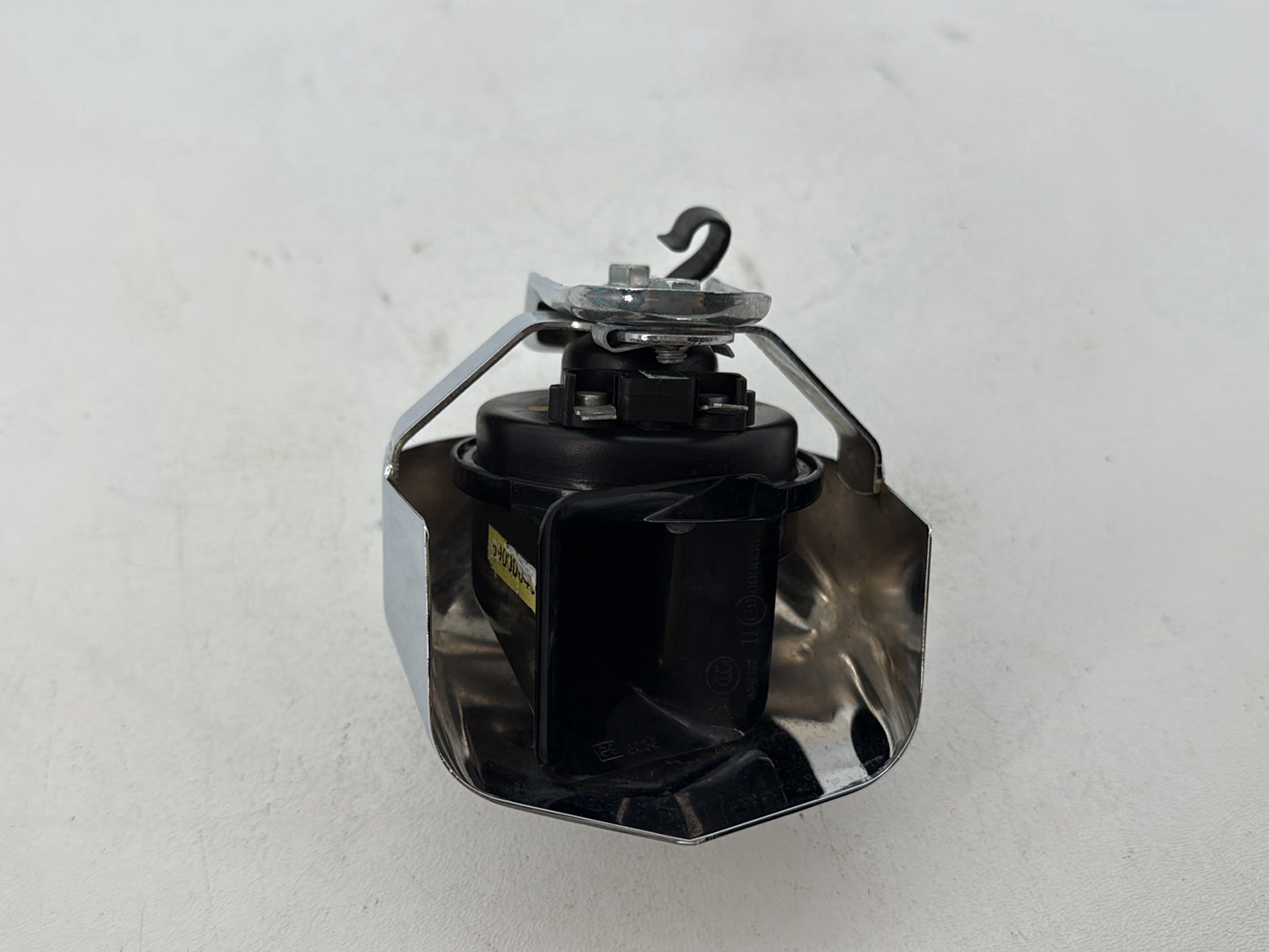 2014 Harley Electra Glide Touring CVO Screamin Eagle OEM Horn Signal Klaxon Chrome Cover