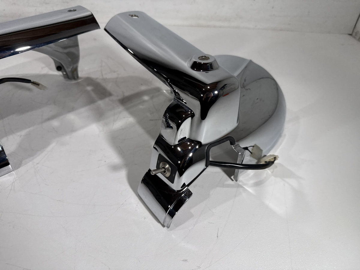 2011 Harley Road King Touring FLHR OEM Left & Right Headlamp Nacelle Covers