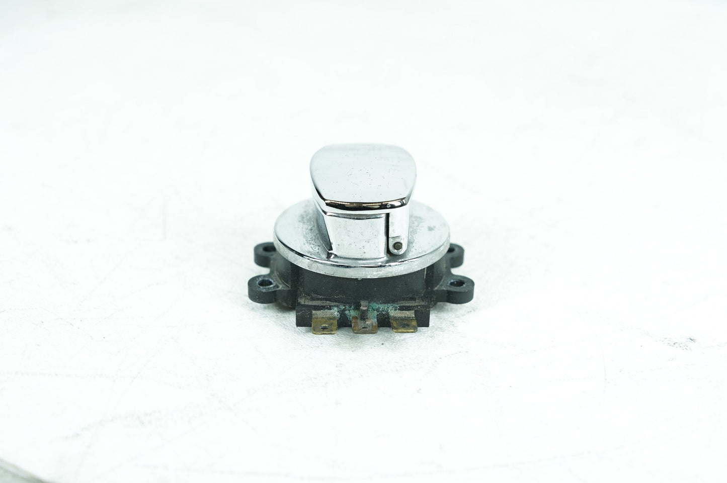 1999 - 2006 Harley-Davidson Softail Fat Boy Ignition Switch Cylinder Barrel Lockset NOKey   71450-04
