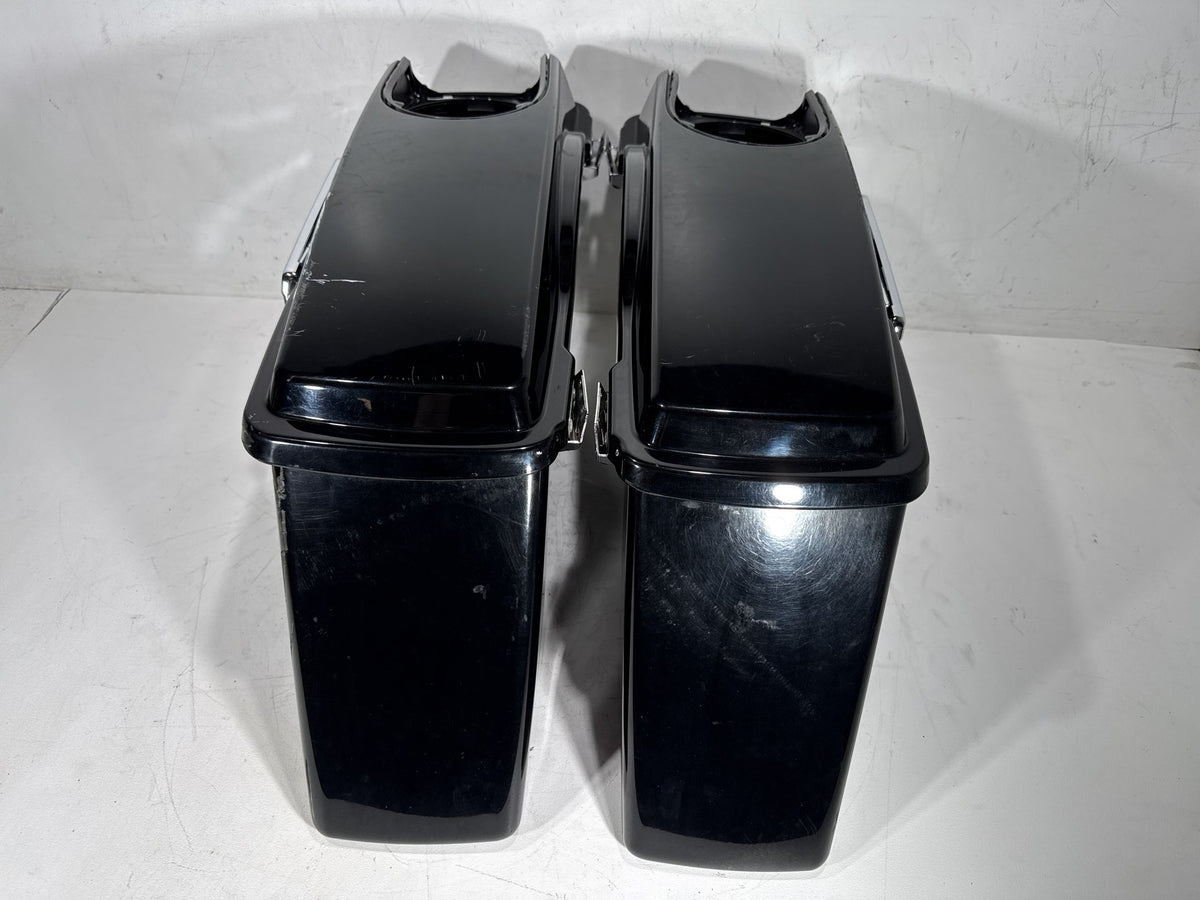 2006 Harley Road King Touring Custom OEM Left Right Saddlebags Luggage NOKey