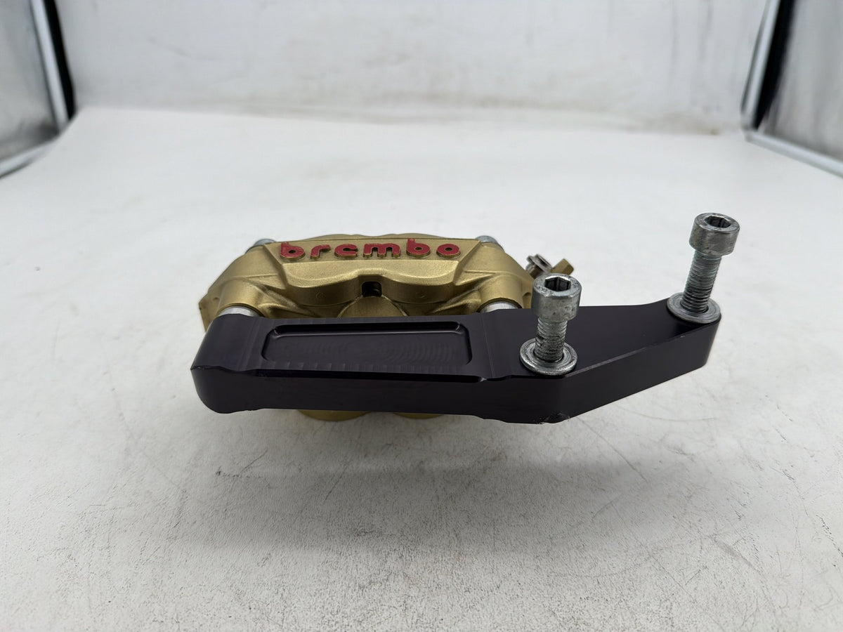 2006 Harley Street Glide Touring FLHX Front Right 1 Brake Caliper Brembo