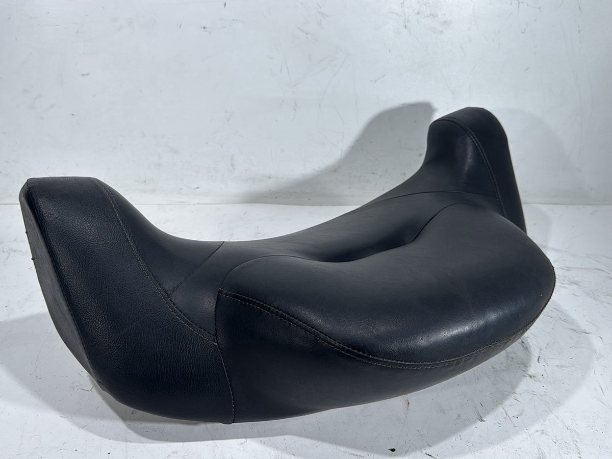 2015 Harley Electra Glide Ultra Low OEM Rear Passenger Backrest Cushion Pad