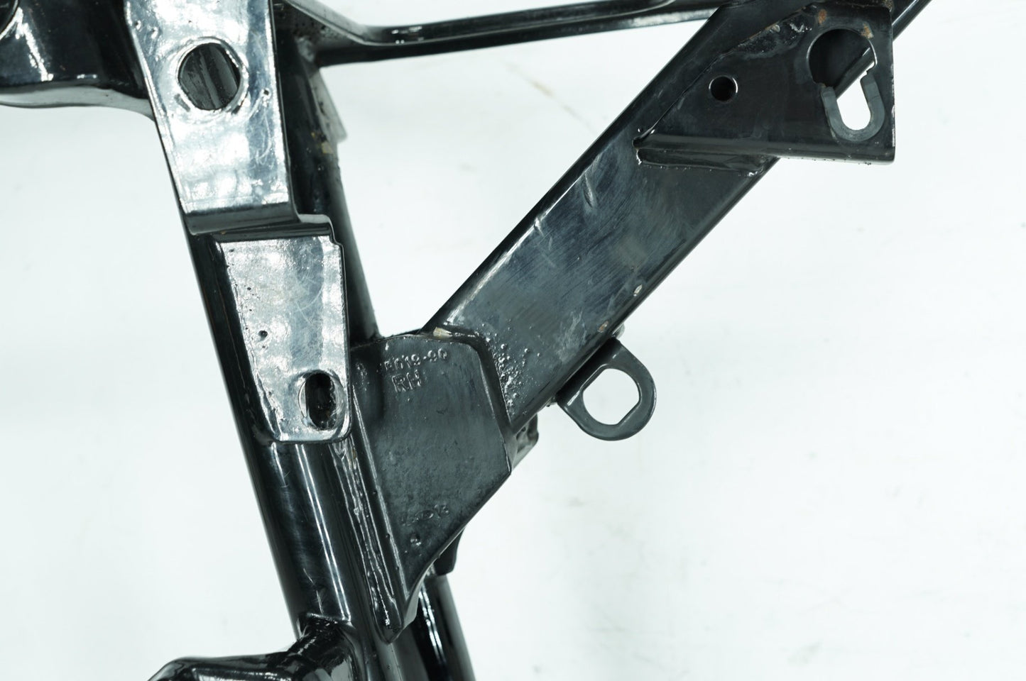1999 - 2006 Harley-Davidson Dyna Low Rider Body Main Frame Chassis SLVG 47427-04BHP
