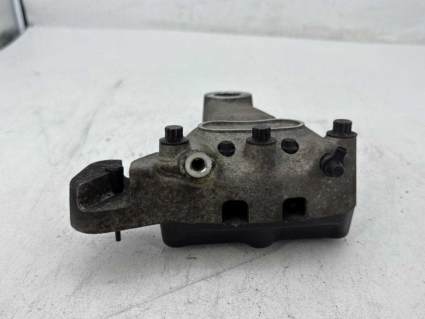 2003 Harley Electra Glide Touring Ultra FLHTCUI OEM Rear Back Brake Caliper