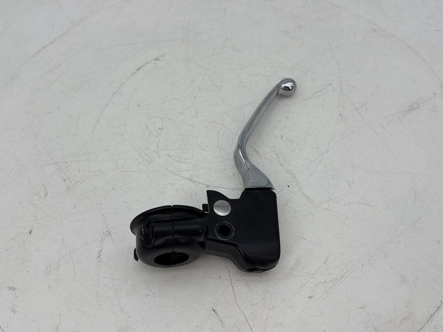 2007 - 2012 Harley-Davidson Touring Electra Glide Ultra Front Left Hand Clutch Control Lever 38700-08
