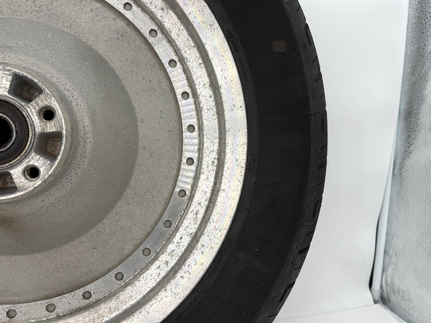2004 - 2013 Harley-Davidson Sportster 883 Custom Rear Wheel Rim Tire 41041-05