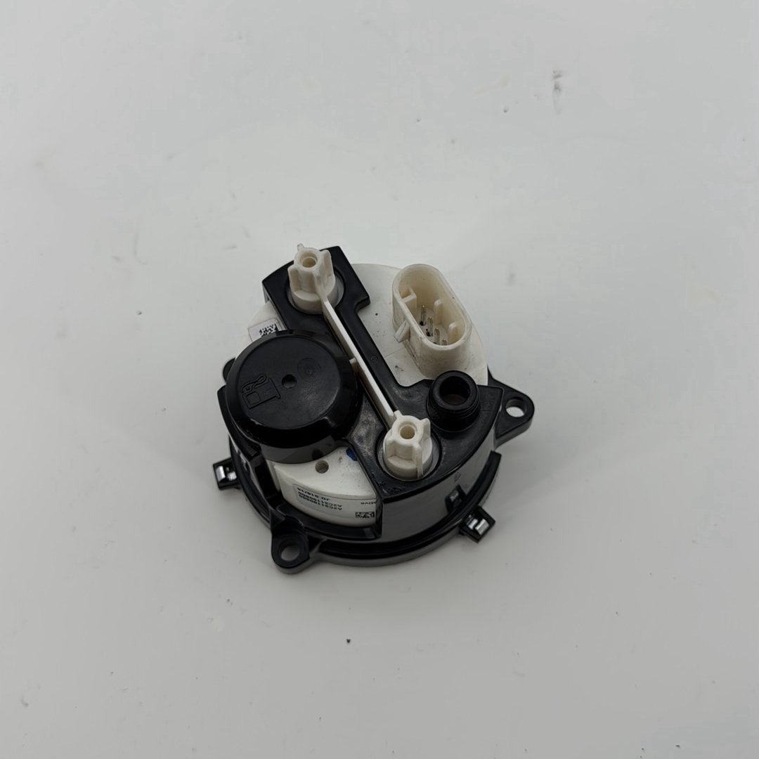 2008 - 2016 Harley-Davidson Touring Street Glide Gas Petrol Gasoline Fuel Gauge Cluster 70900163