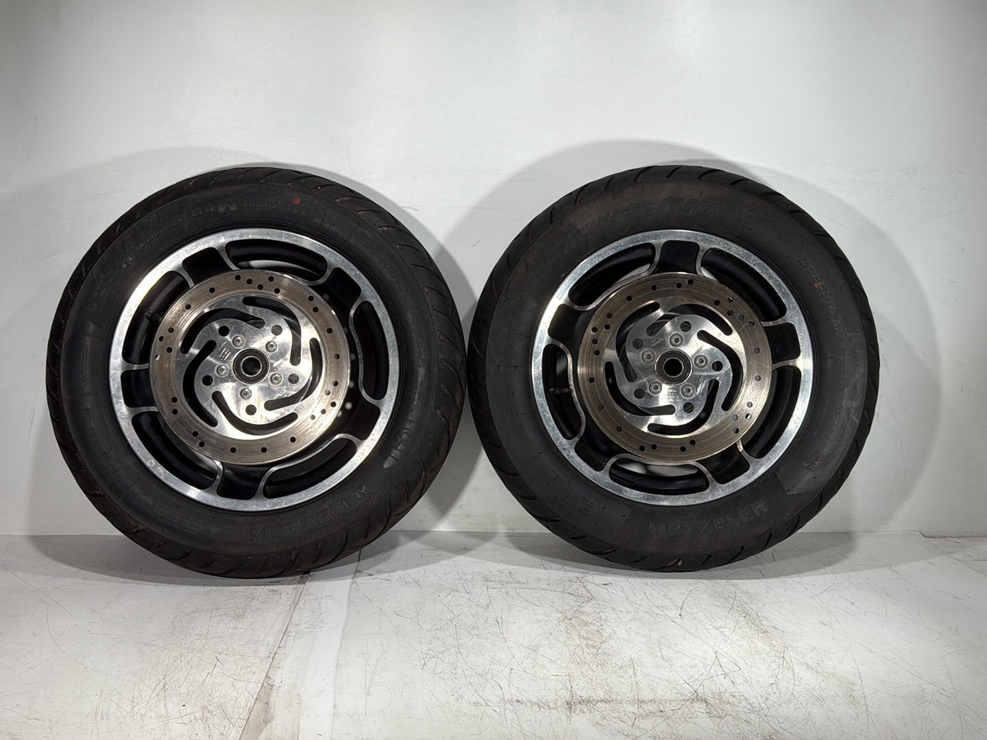 2007 Harley Street Glide Touring FLHX OEM Front & Rear Wheel Rim Tire