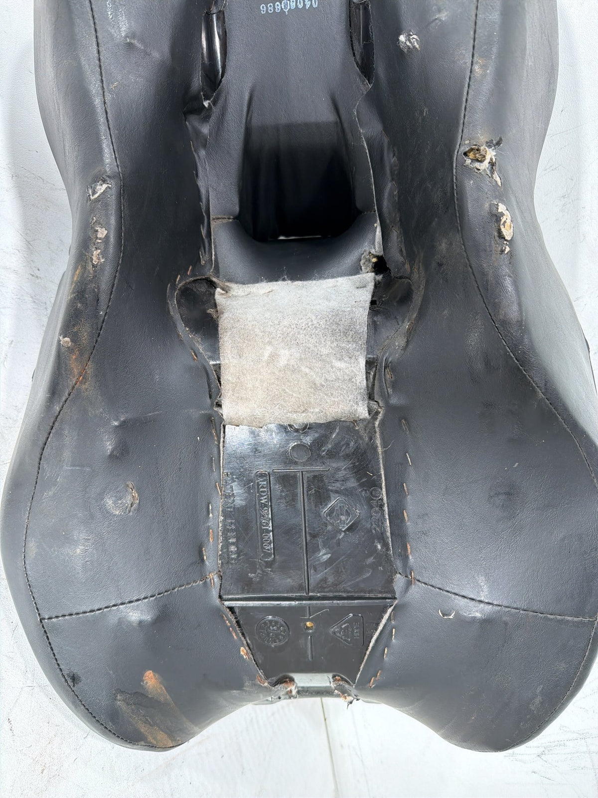 2008 Harley Electra Glide Touring OEM Passenger Rider Driver Seat Saddle *TORN*