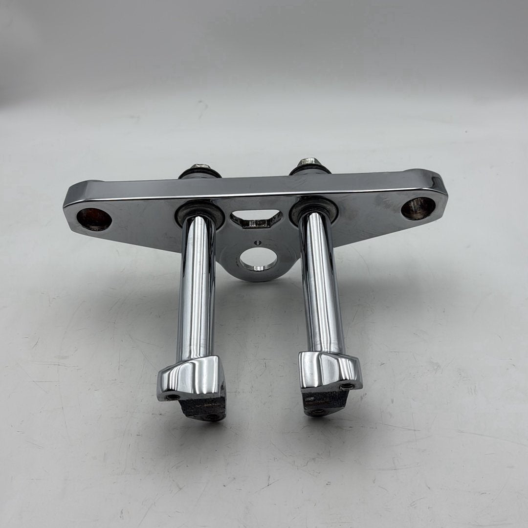 1999 - 2006 Harley-Davidson Softail Night Train Front Fork Upper Triple Tree Clamps  	45672-80B