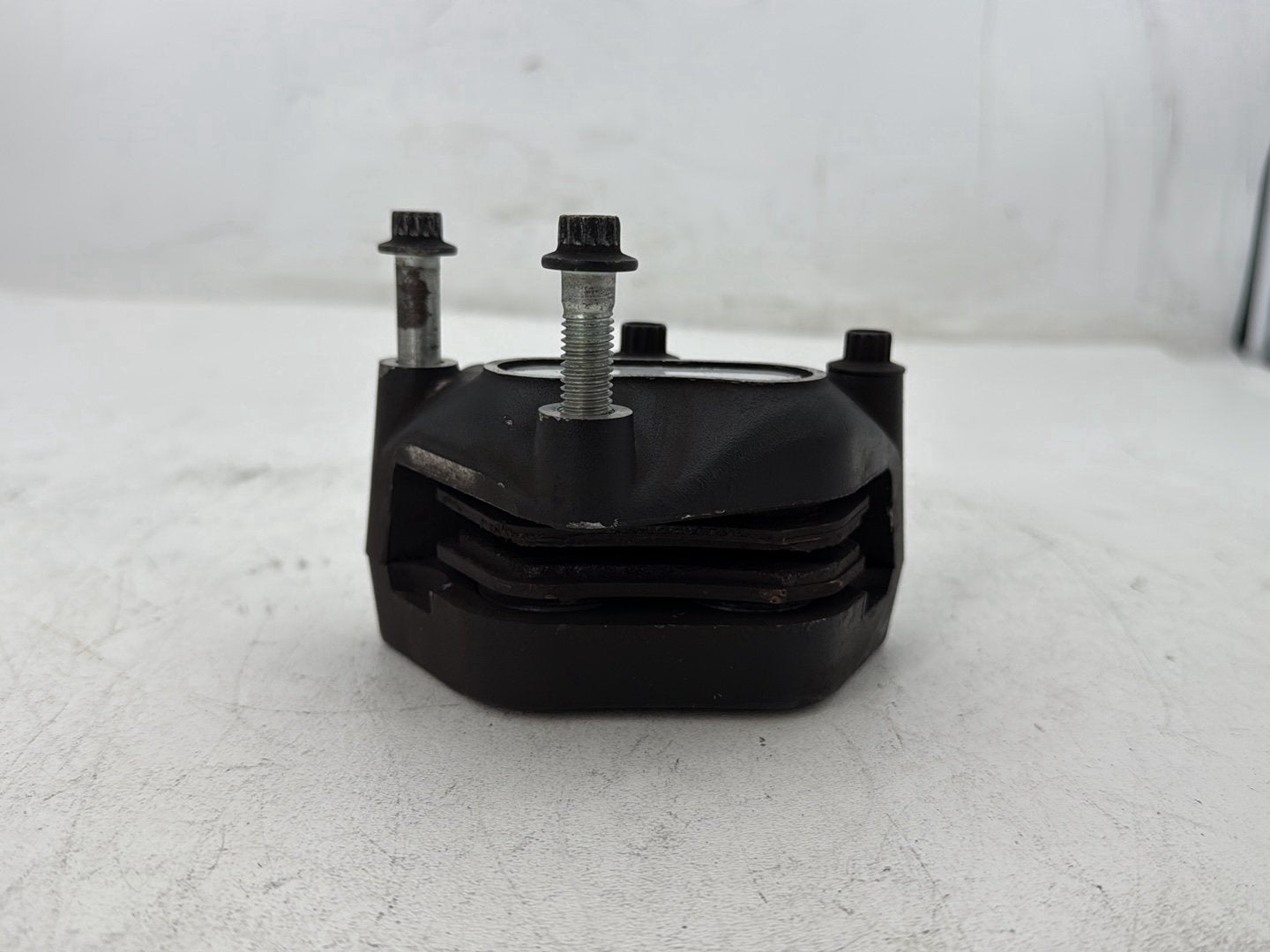 2007 Harley Street Glide Touring FLHX OEM Front Left 1 Brake Caliper