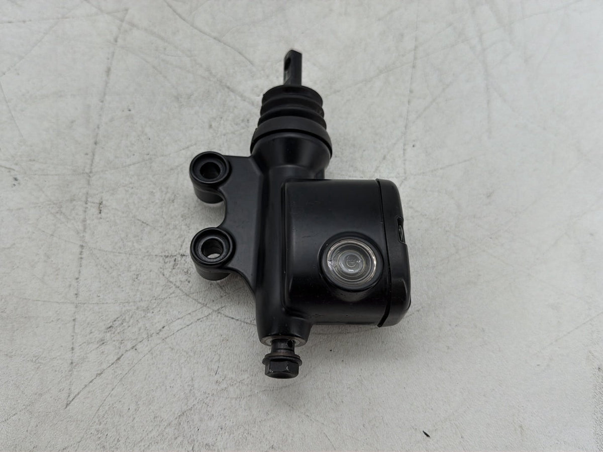 2018 Harley Road Glide Touring FLTRXS OEM Rear Brake Master Cylinder Reservoir